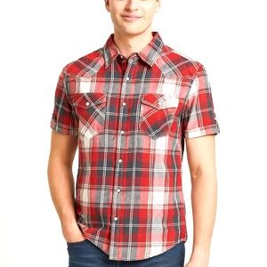 Urban pipeline ShortSleeve button down front top, Size Medium